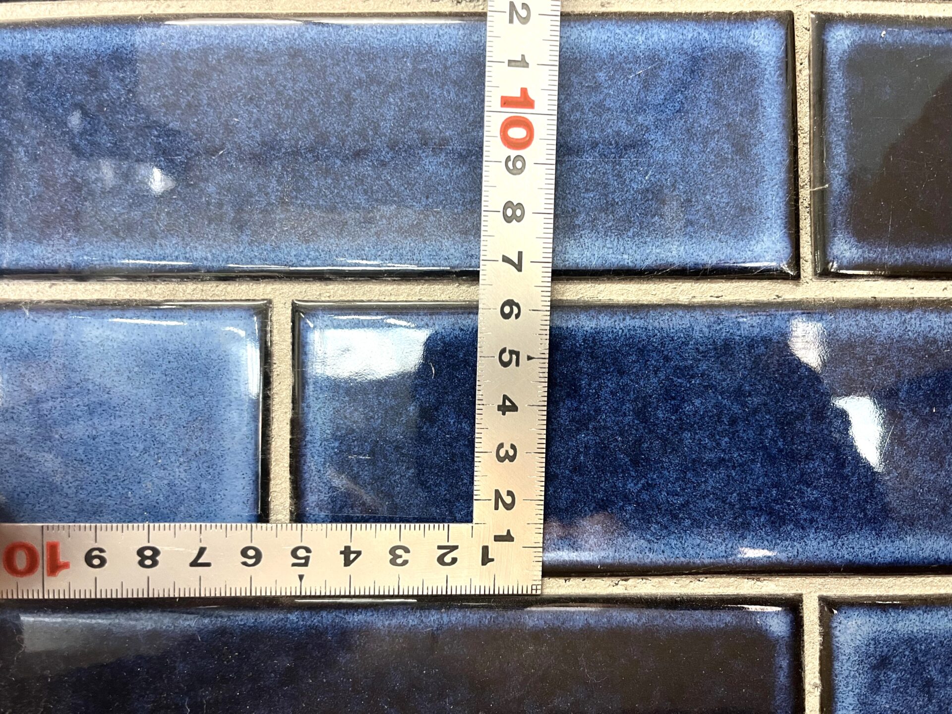 タイルの目地幅や色について – オーダーメイドタイル・オリジナルタイル製作のタイルメイド – TILE made タイルの形、色、空間を総合 ...